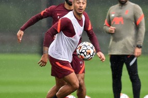 包含利物浦内部会议纪要流出：集结日内部沟通；英超使命明确；训练强度明显提升的词条米乐娱乐